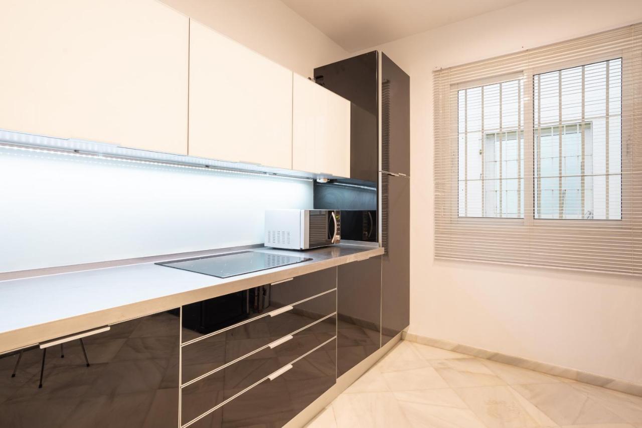 Urbe10 Cister 1 Bedroom Apartment Малага Экстерьер фото