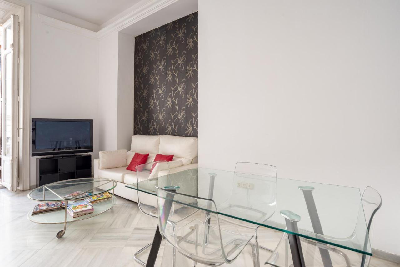 Urbe10 Cister 1 Bedroom Apartment Малага Экстерьер фото